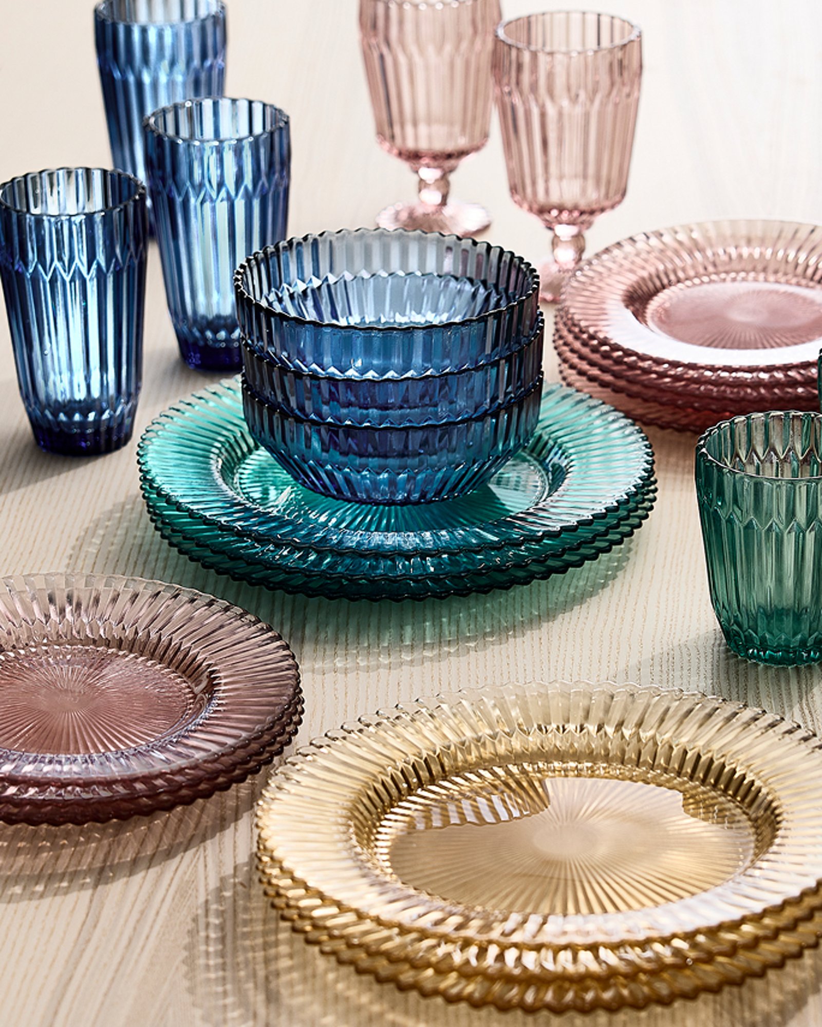 Colorful dining